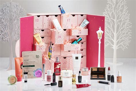 advent calendar louis vuitton 2022|luxury beauty advent calendar 2024.